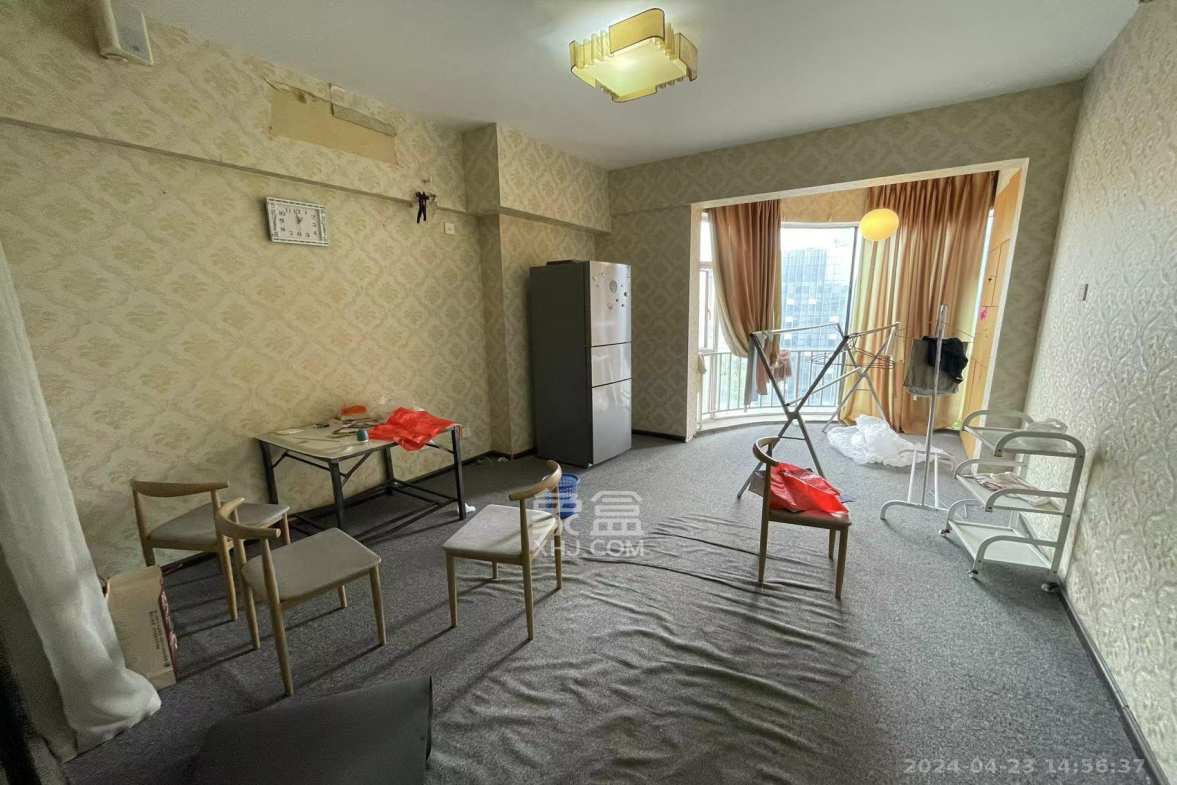 建鸿达现代城  1室1厅1卫   2500.00元/月室内图