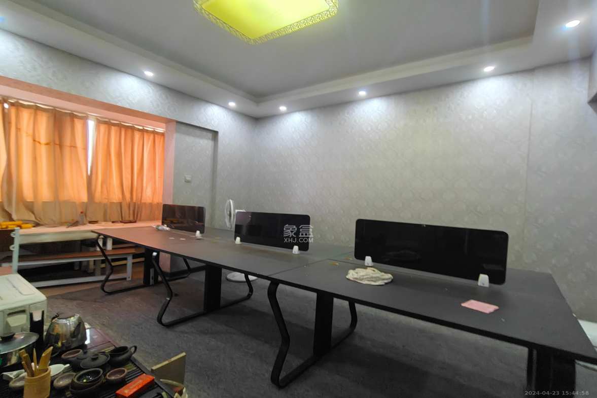 帝景国际  2室1厅1卫    1000.0元/月 帝景国际  2室1厅1卫    1000.0元/月室内图