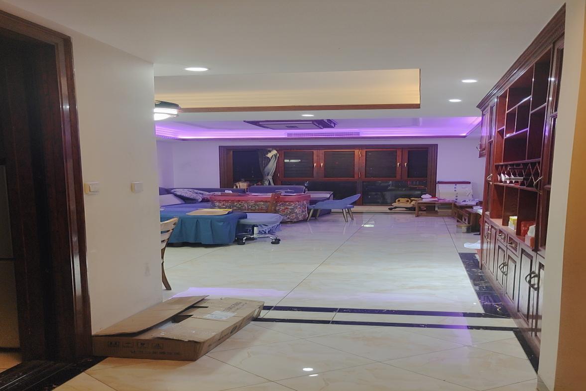 百弘帝景  3室2厅2卫    68.8万 百弘帝景  3室2厅2卫    68.8万户型图