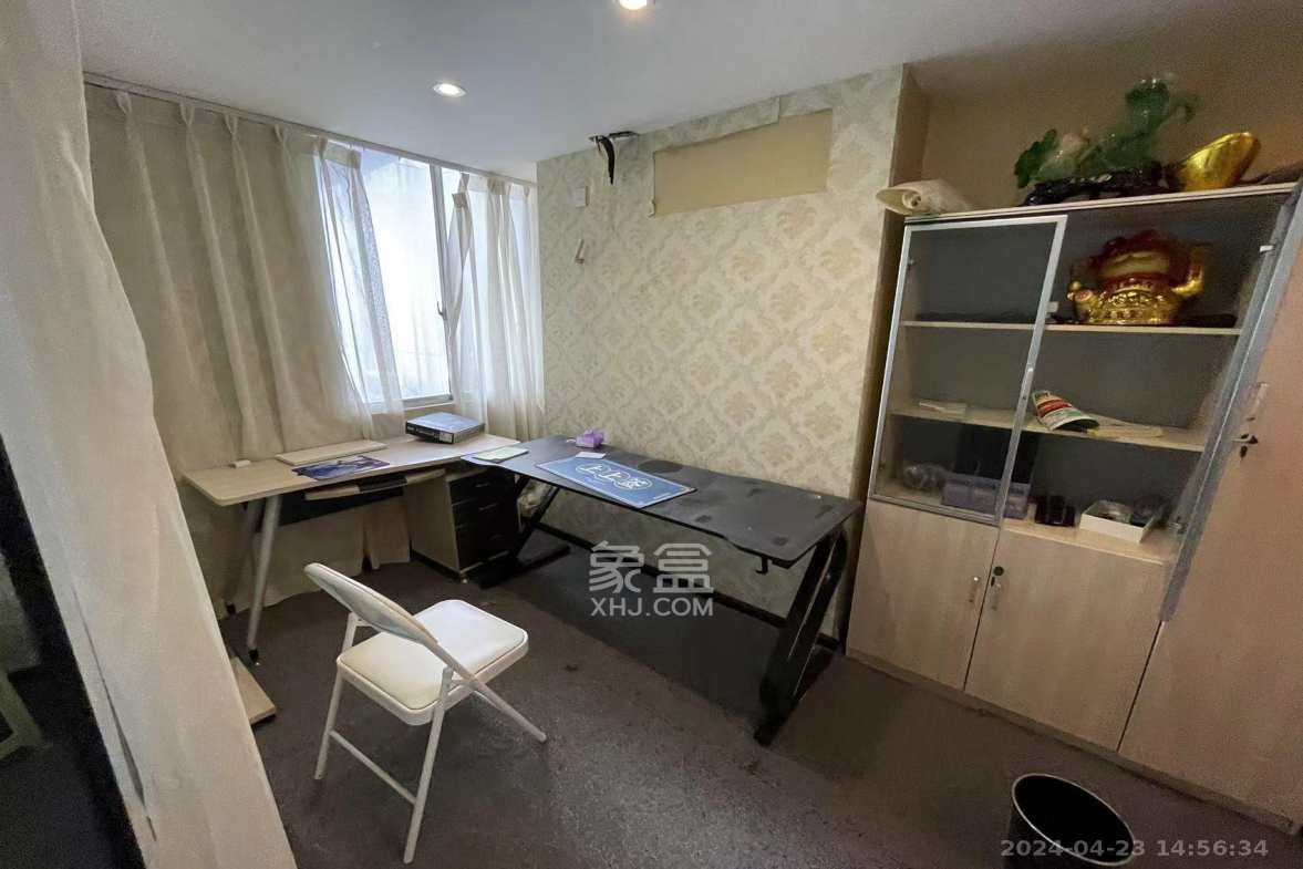 建鸿达现代城  1室1厅1卫   2500.00元/月室内图