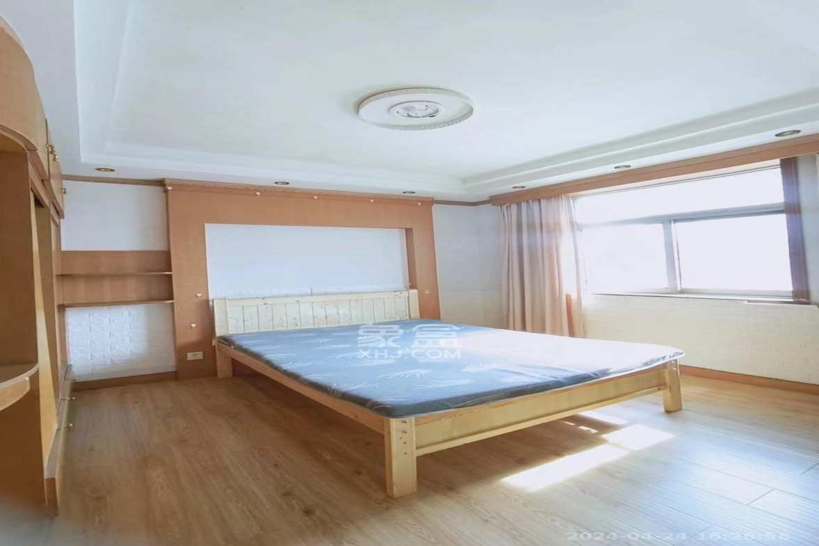 远东公寓  3室2厅1卫   2400.00元/月室内图