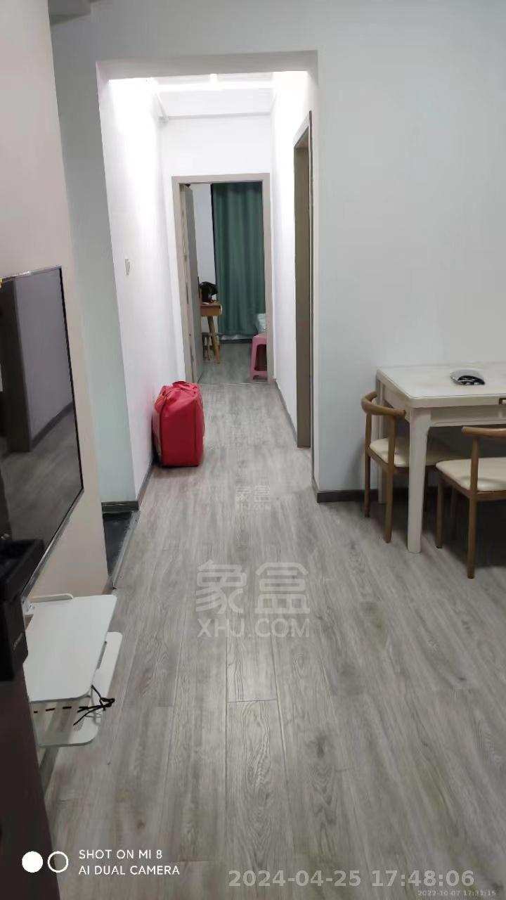 望云印象  2室2厅1卫   1800.00元/月室内图