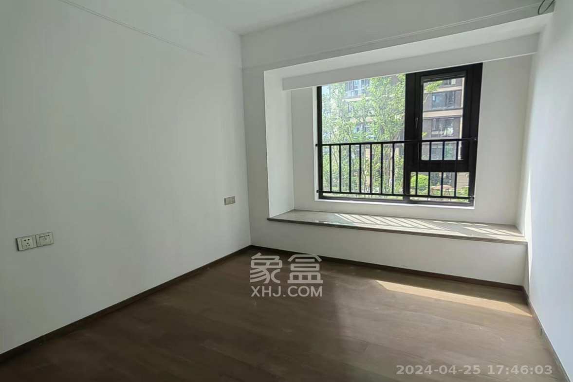 建发电建江山悦  4室2厅2卫    3500.0元/月室内图