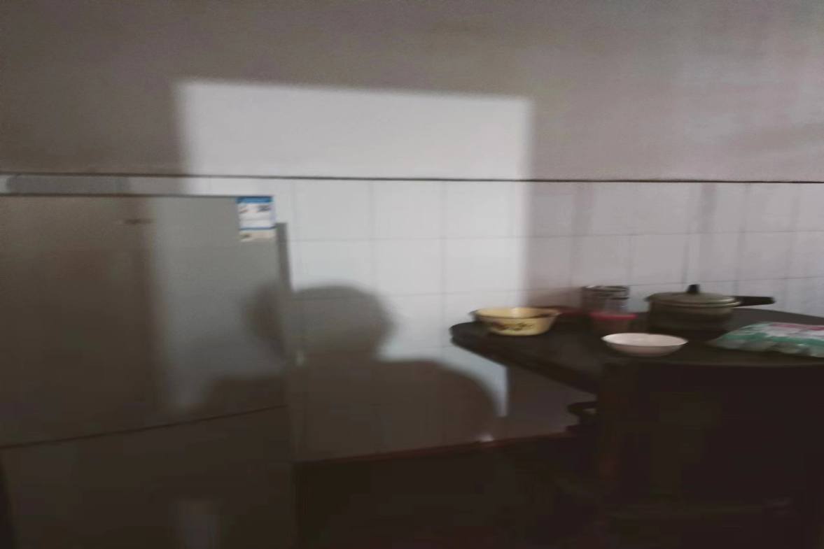 长富新苑  2室2厅1卫    600.0元/月 长富新苑  2室2厅1卫    600.0元/月室内图