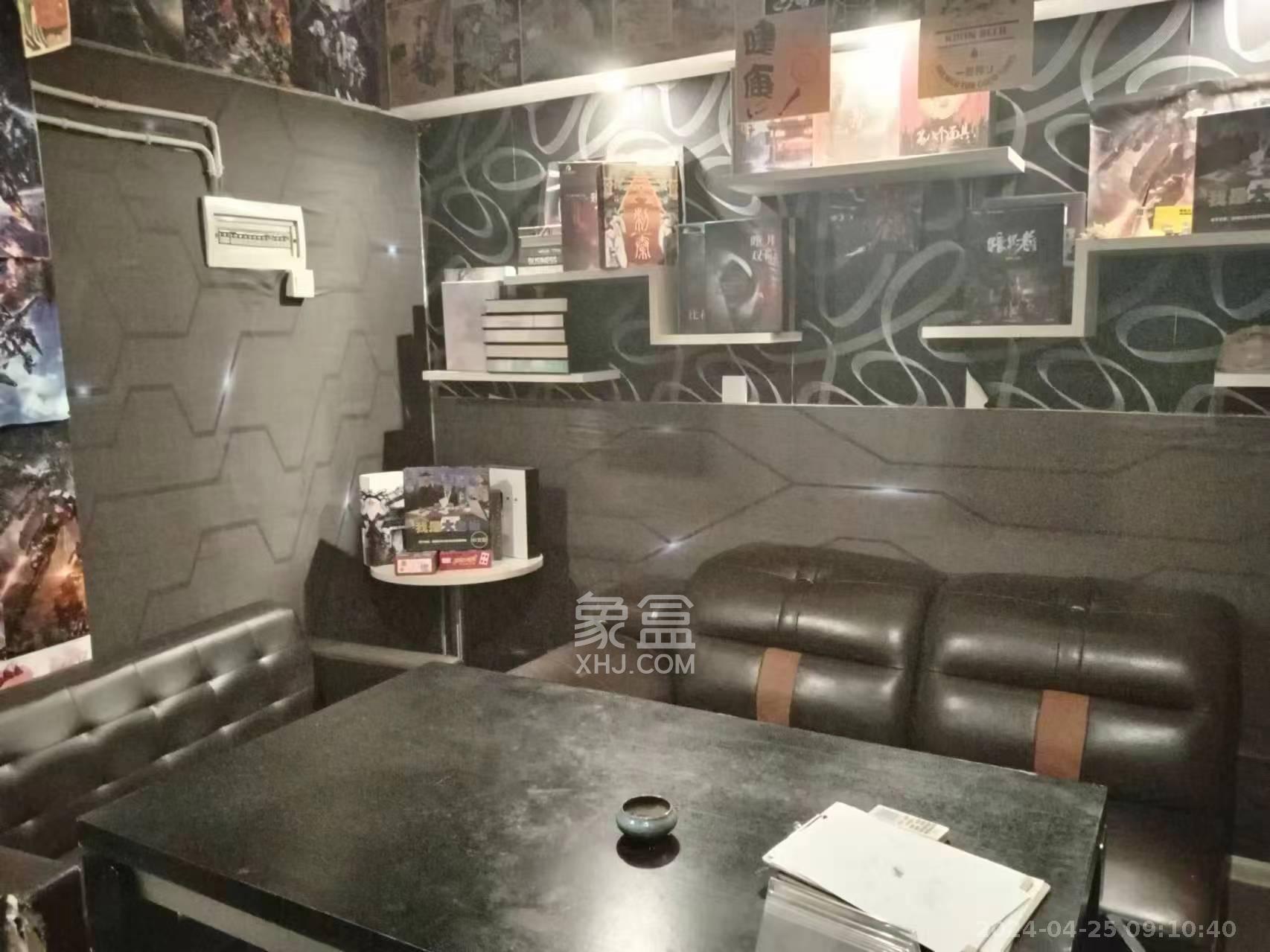 华翼府   180.0㎡      4500.0元/月室内图