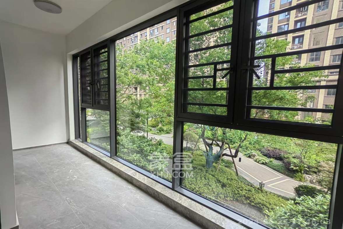 建发电建江山悦  4室2厅2卫    3500.0元/月室内图