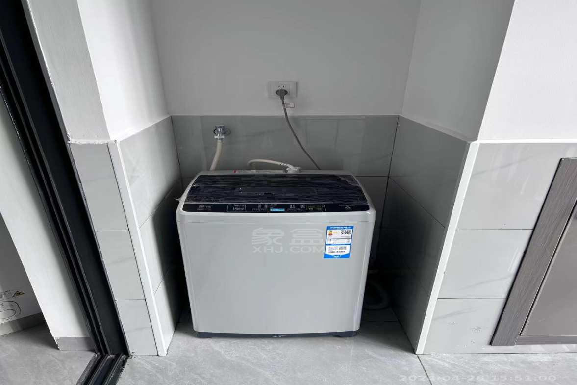 中泰财富湘江  1室1厅1卫   1600.00元/月室内图