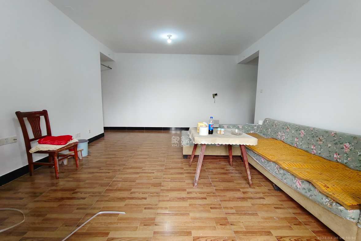 水岸天际（一期、二期）  2室2厅1卫    1800.0元/月室内图