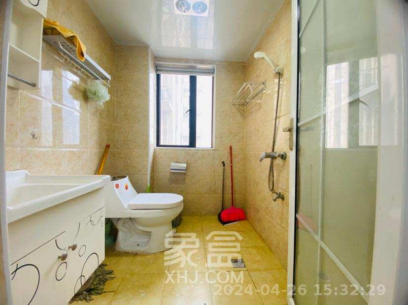 中国铁建梅溪青秀二期  3室2厅2卫   2500.00元/月室内图