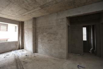 玉屏山大坡组安置区  3室2厅2卫   36.80万