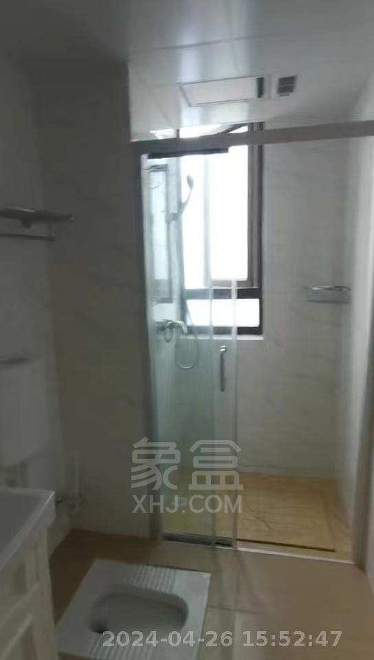 碧桂园麓府  4室2厅2卫   1800.00元/月室内图