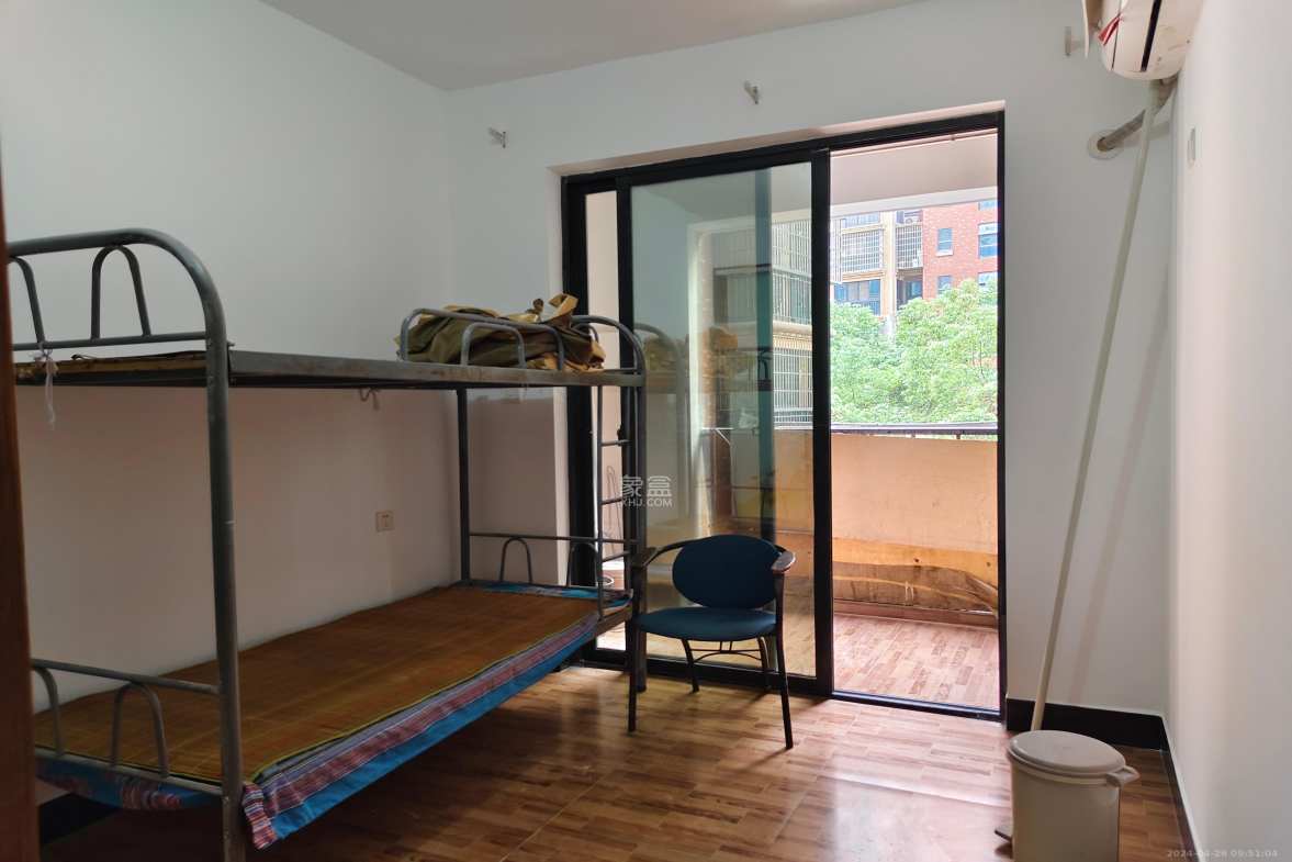 水岸天际（一期、二期）  2室2厅1卫    1800.0元/月室内图