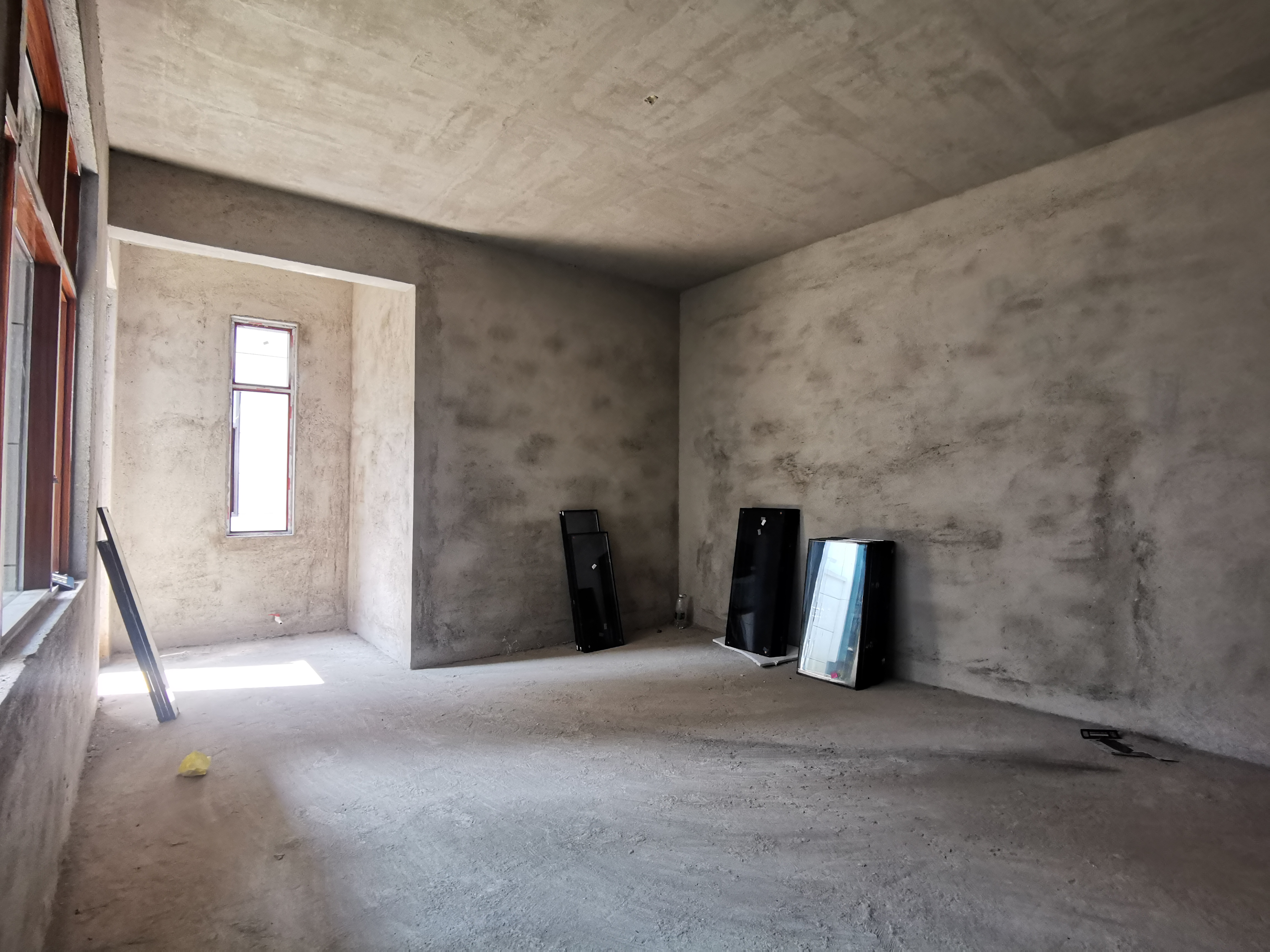 建宸大院  5室3厅4卫   168.00万