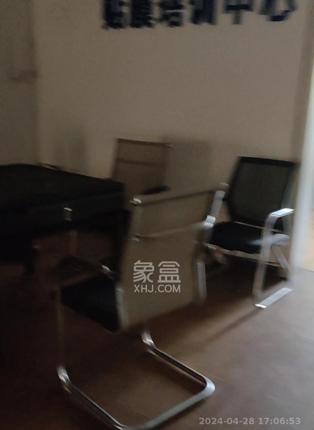 东升路散盘   200.0㎡      7500.0元/月室内图