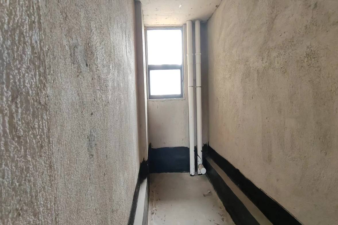 和泰家园  3室2厅2卫    62.8万室内图