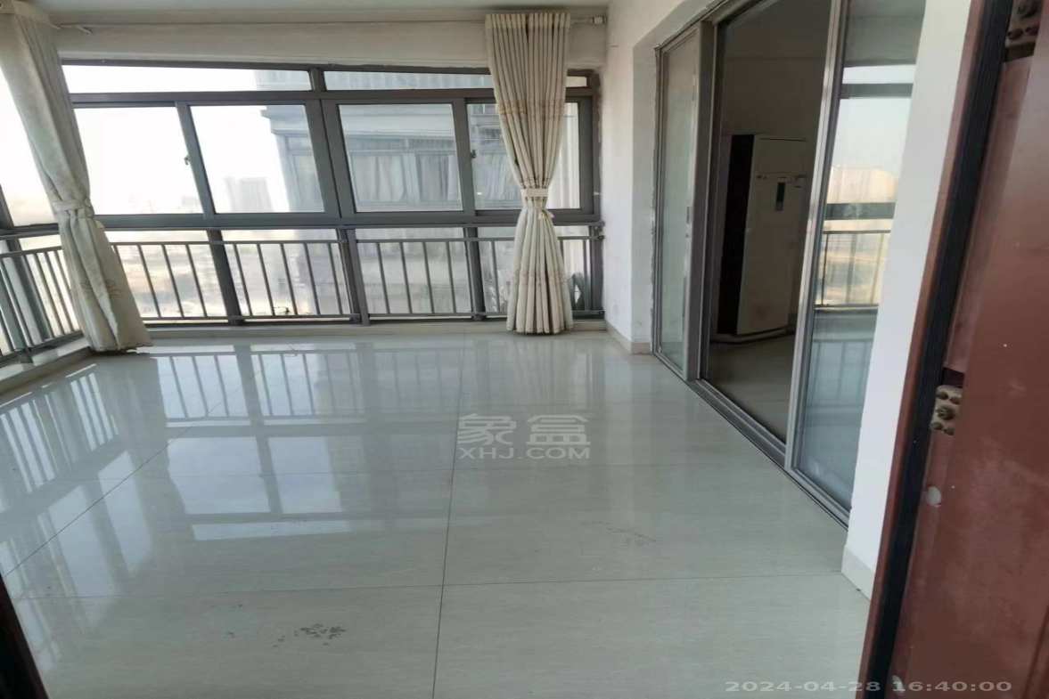 文化园三期  3室2厅1卫    1800.0元/月室内图