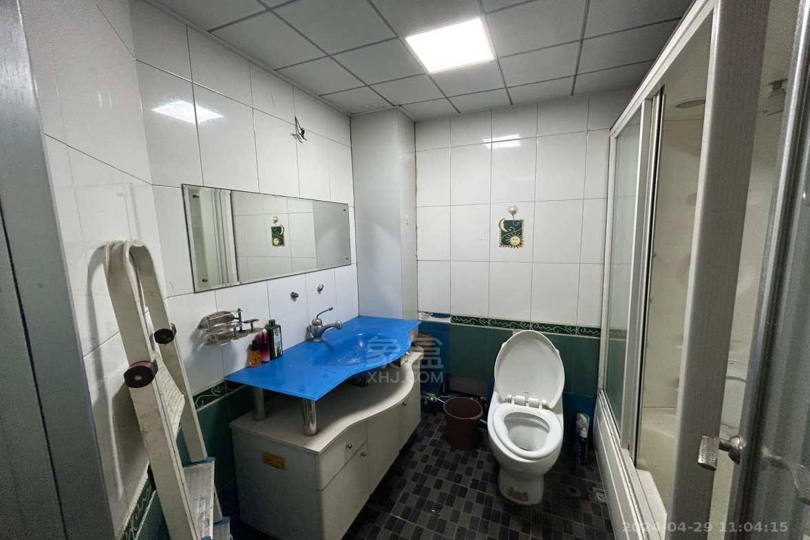 雅尔楼  2室1厅1卫    2300.0元/月室内图