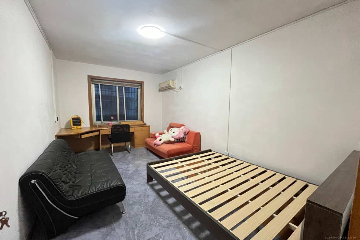 林苑小区  6室2厅2卫    800.0元/月 林苑小区  6室2厅2卫    800.0元/月室内图