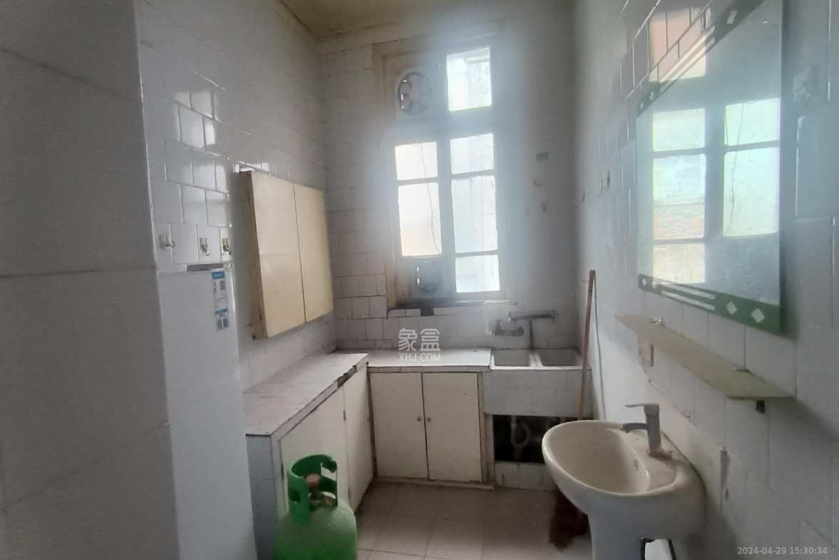 林业厅宿舍  3室2厅1卫    1800.0元/月室内图