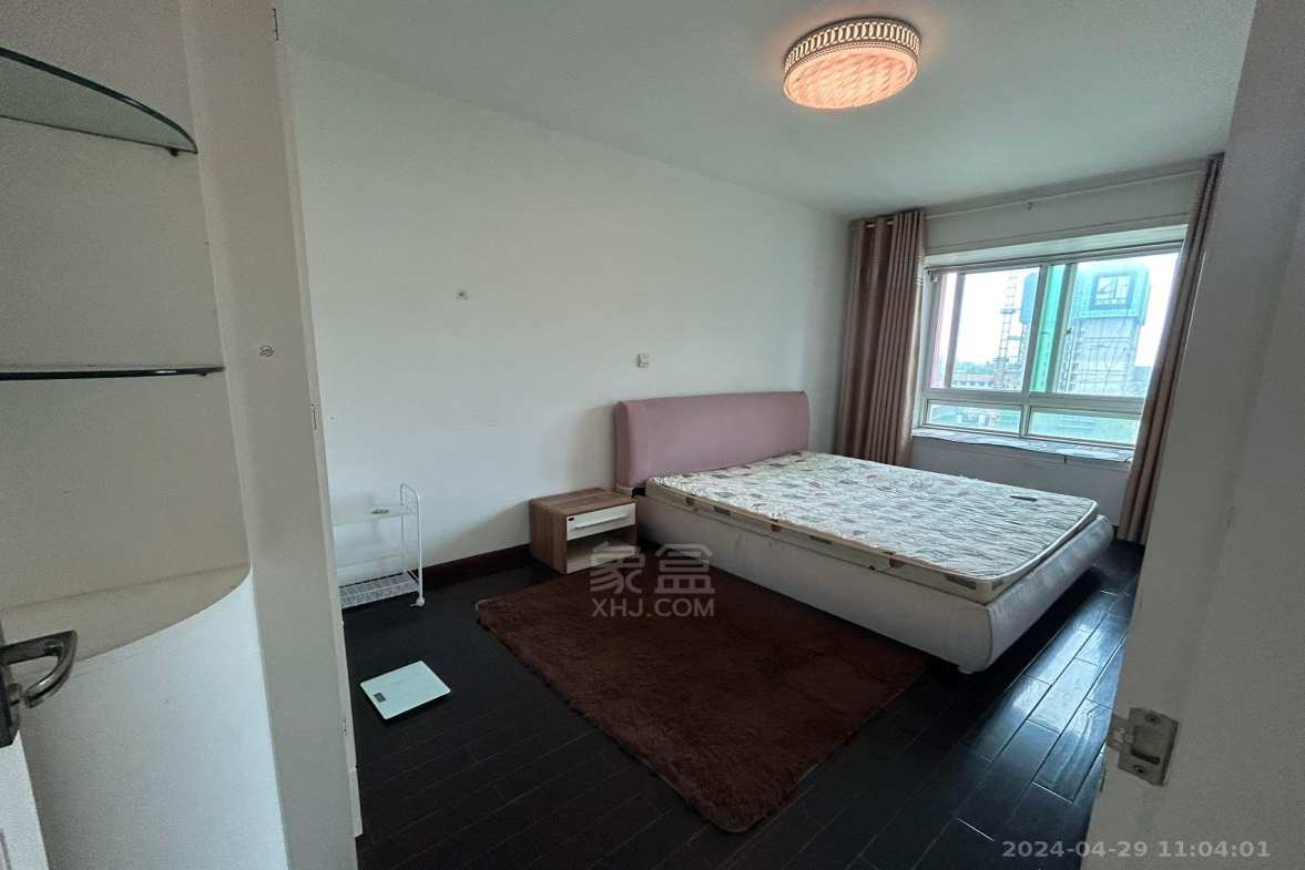 雅尔楼  2室1厅1卫    2300.0元/月室内图1