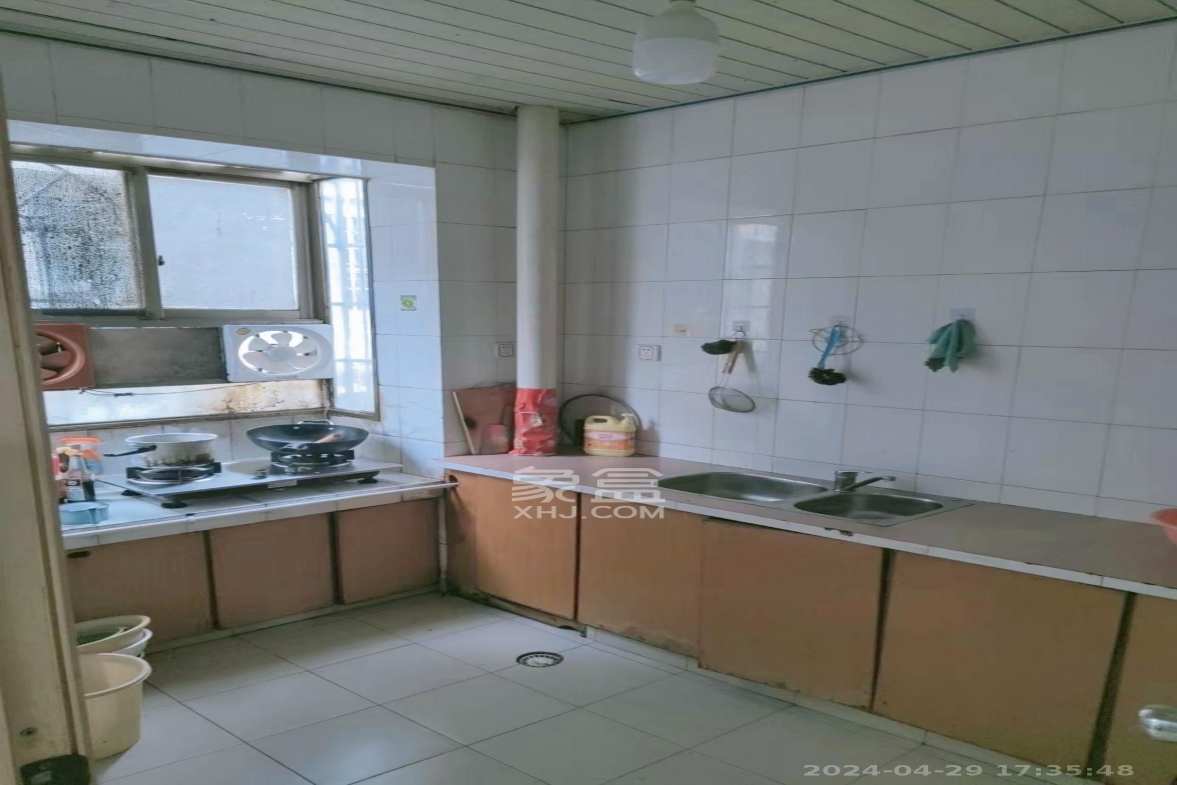 灰埠小区(灰埠社区) 2室2厅1卫 1200.0元/月 灰埠小区(灰埠社区) 2室2厅1卫 1200.0元/月室内图