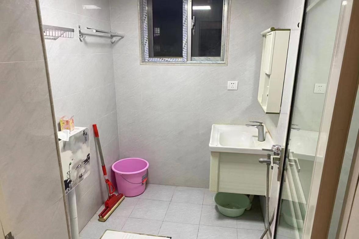 星海名都 0室0厅0卫 25.8万 星海名都 0室0厅0卫 25.8万客厅