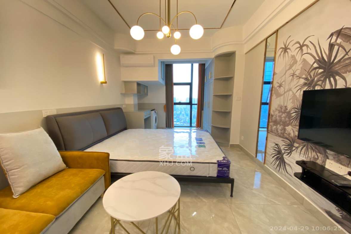 东盈商业广场(华泉城市广场)  1室1厅1卫    2300.0元/月 东盈商业广场(华泉城市广场)  1室1厅1卫    2300.0元/月室内图