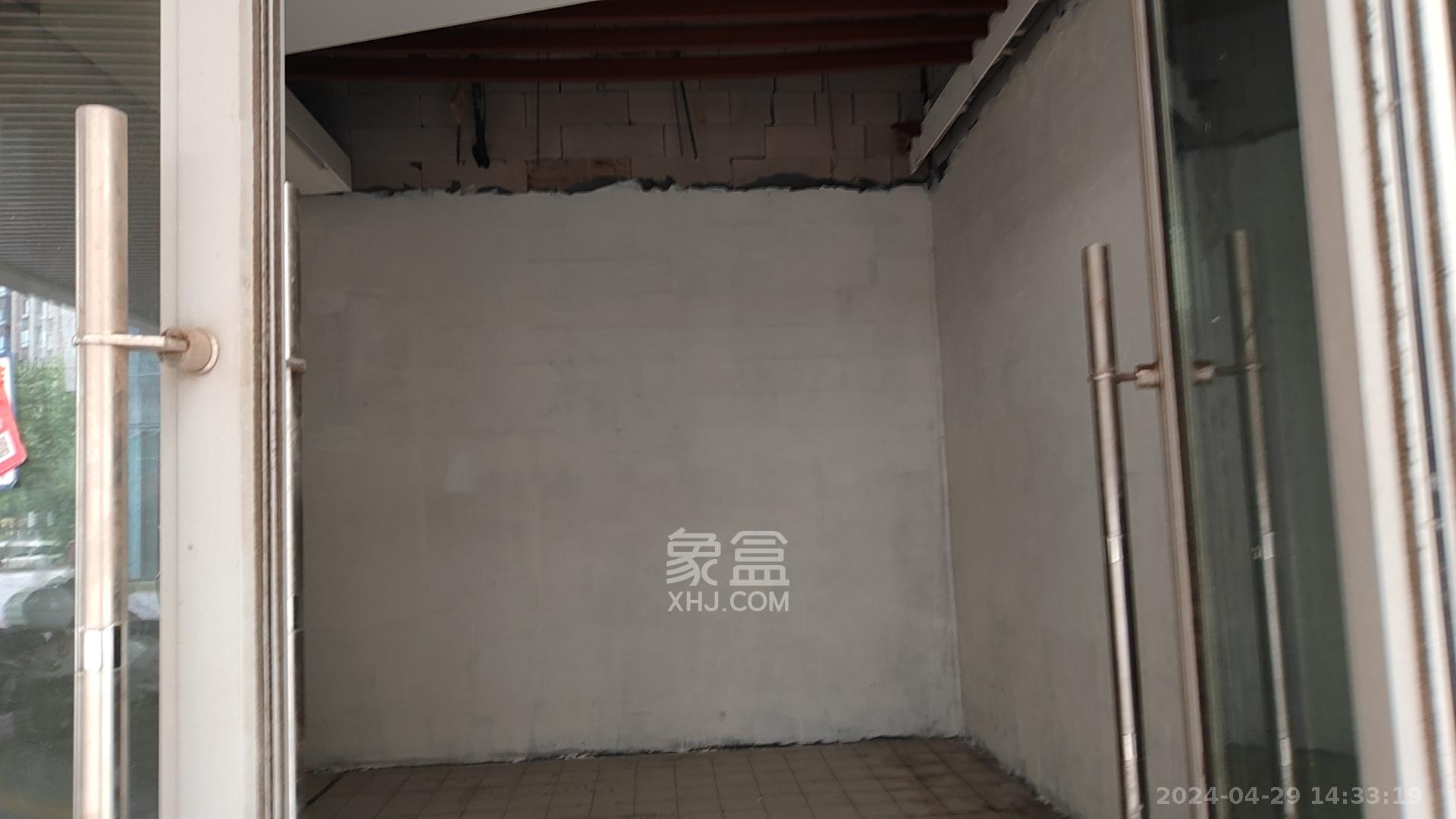 光明E城   21.75㎡      1500.0元/月