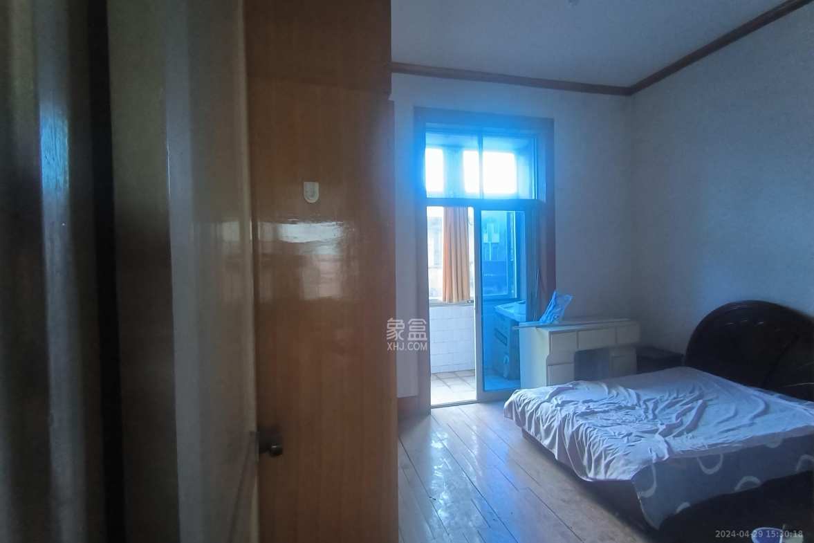 林业厅宿舍  3室2厅1卫    1800.0元/月室内图