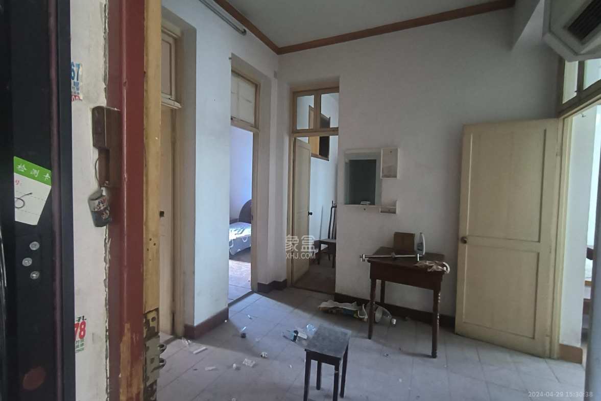 林业厅宿舍  3室2厅1卫    1800.0元/月室内图