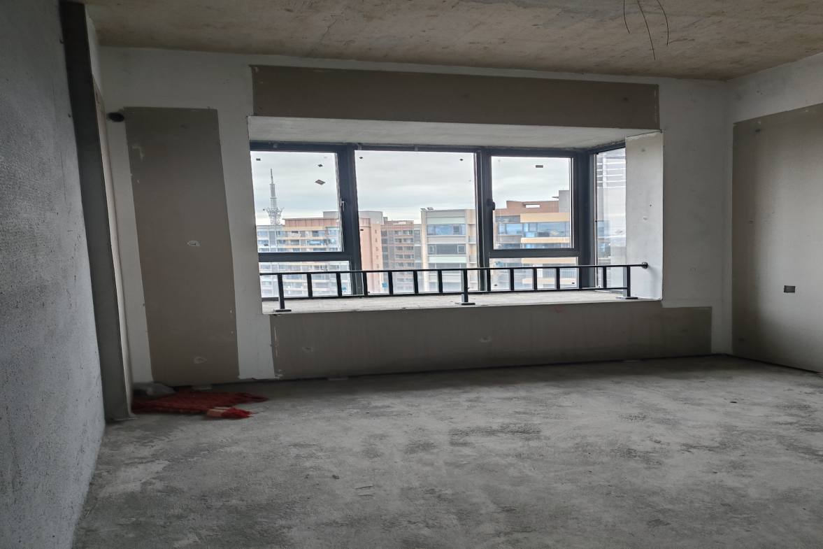 宁邦中心(二期公园里) 4室2厅2卫 84.8万 宁邦中心(二期公园里) 4室2厅2卫 84.8万客厅