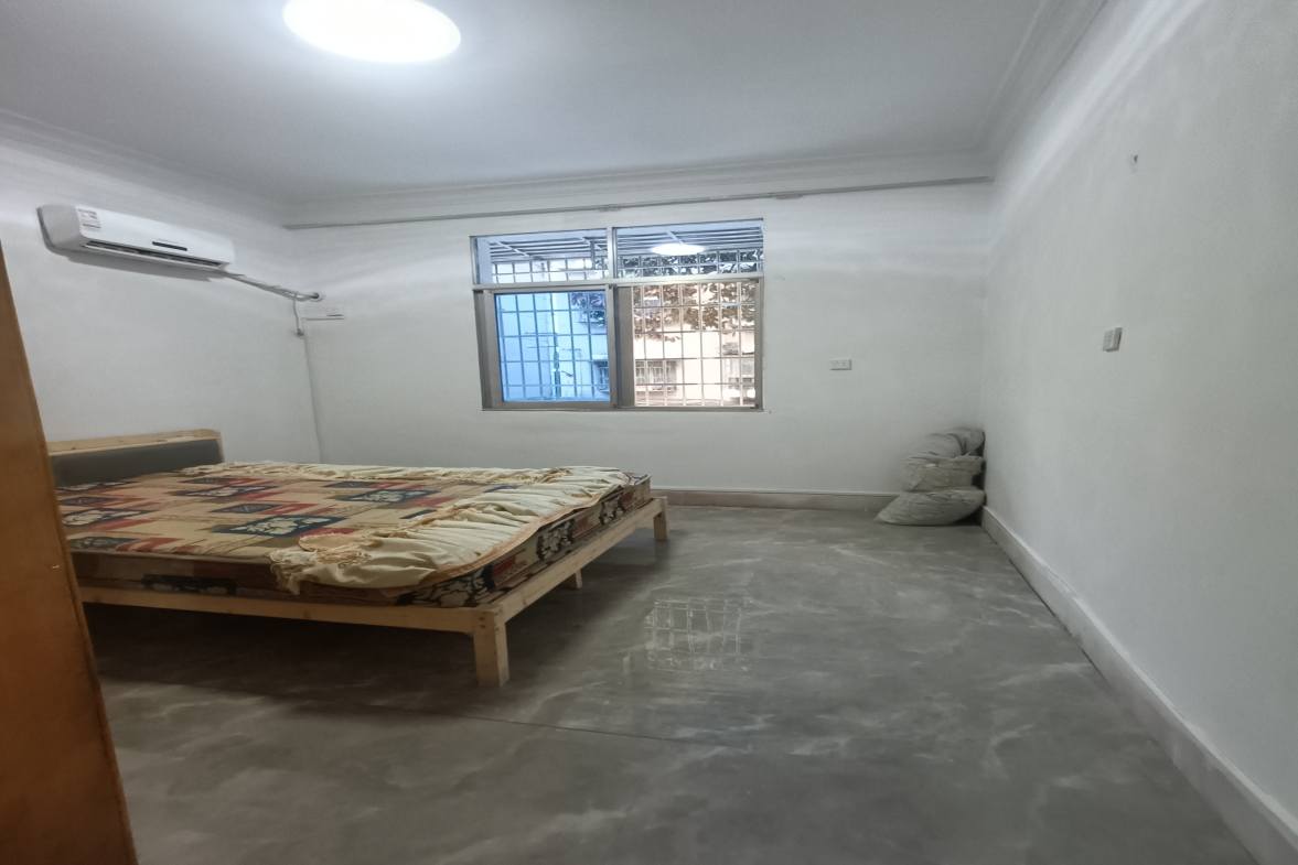 外贸局大院 2室1厅1卫 800.0元/月 外贸局大院 2室1厅1卫 800.0元/月室内图