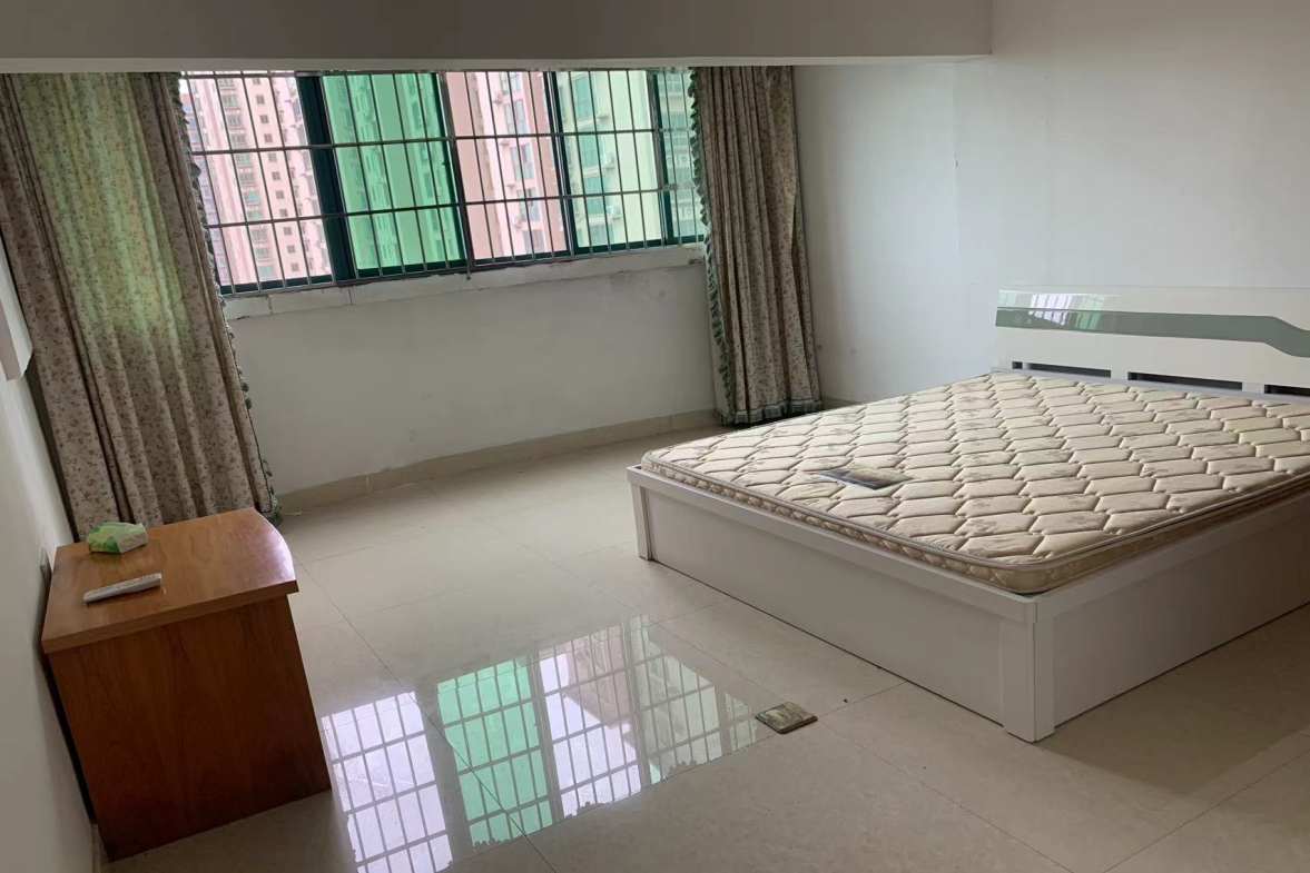 沐林美郡  4室2厅2卫   2000.00元/月室内图