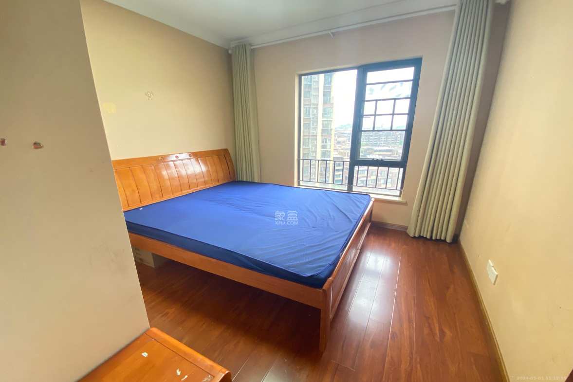 保利城（中航城国际社区、郡原美村）  3室2厅1卫    2400.0元/月室内图