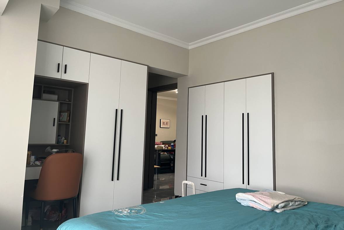 新世界建材城  2室1厅1卫    49.8万 新世界建材城  2室1厅1卫    49.8万客厅