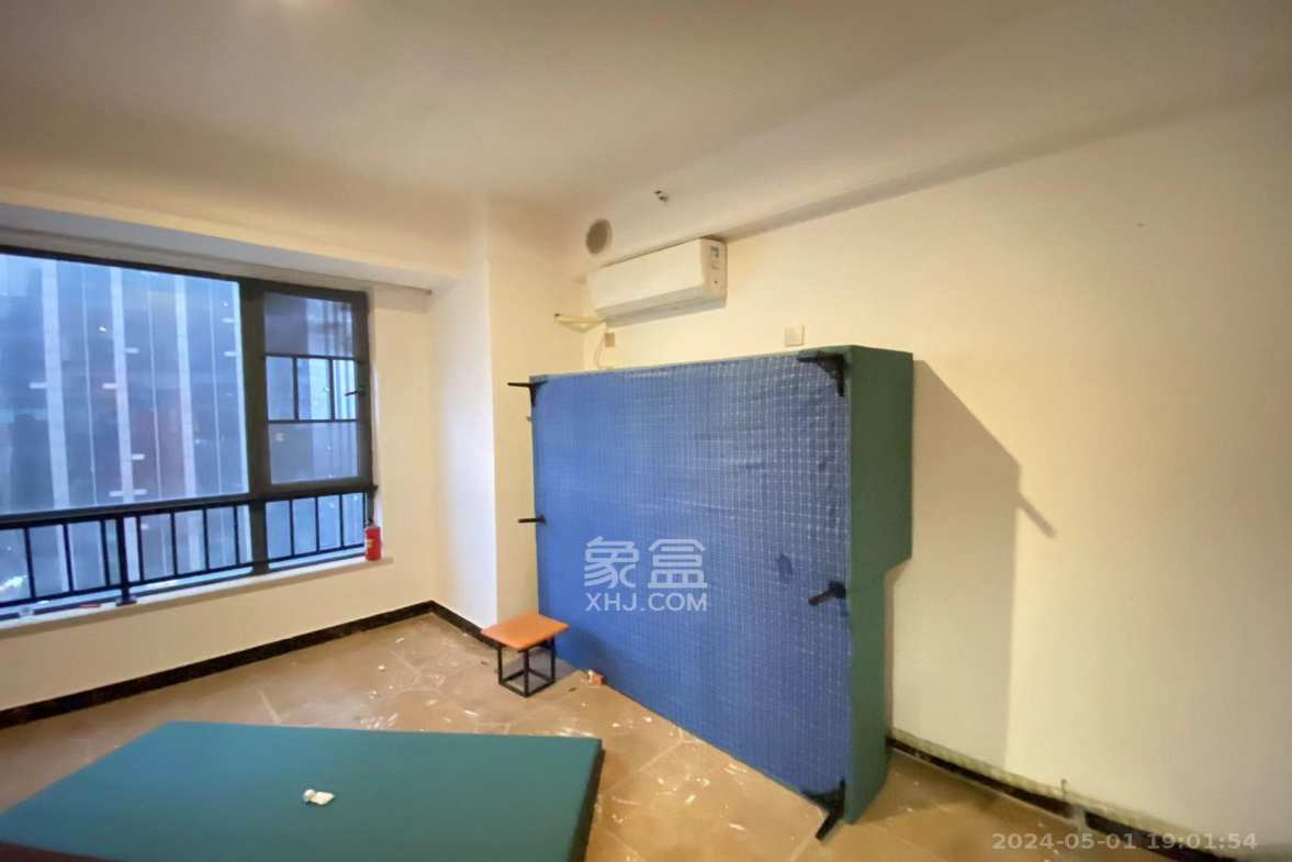 万博汇  1室1厅1卫    1700.0元/月室内图