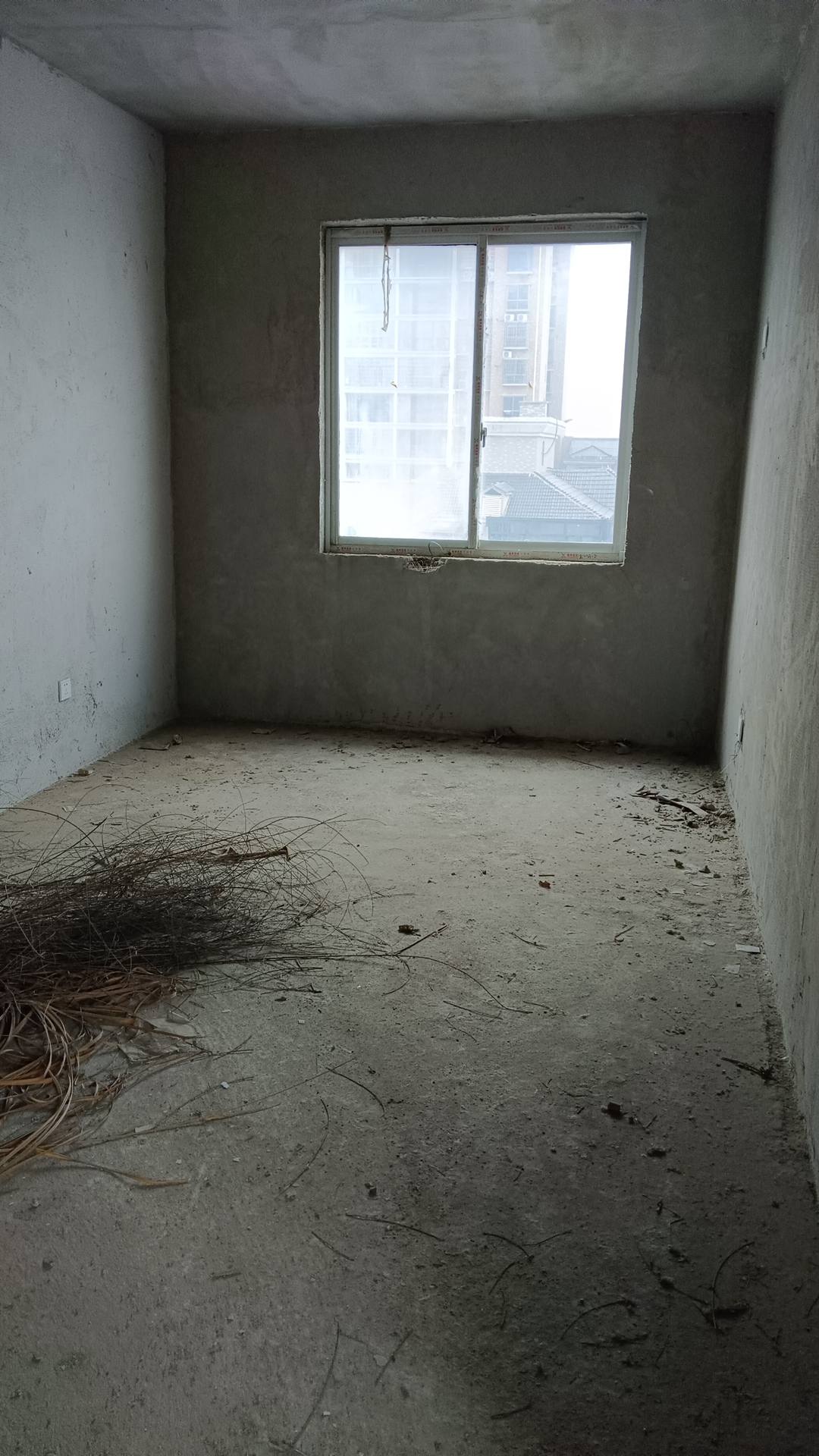 香山红叶  5室3厅3卫    100.0万室内图1