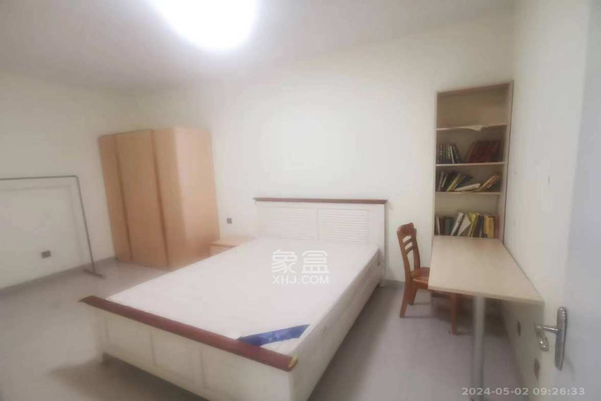 金茂梅溪湖  3室2厅1卫   2600.00元/月室内图