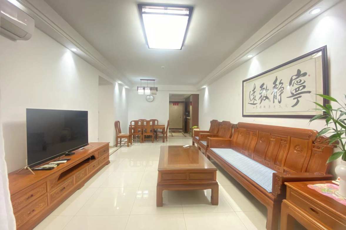 中海锦城  3室2厅2卫   3200.00元/月室内图