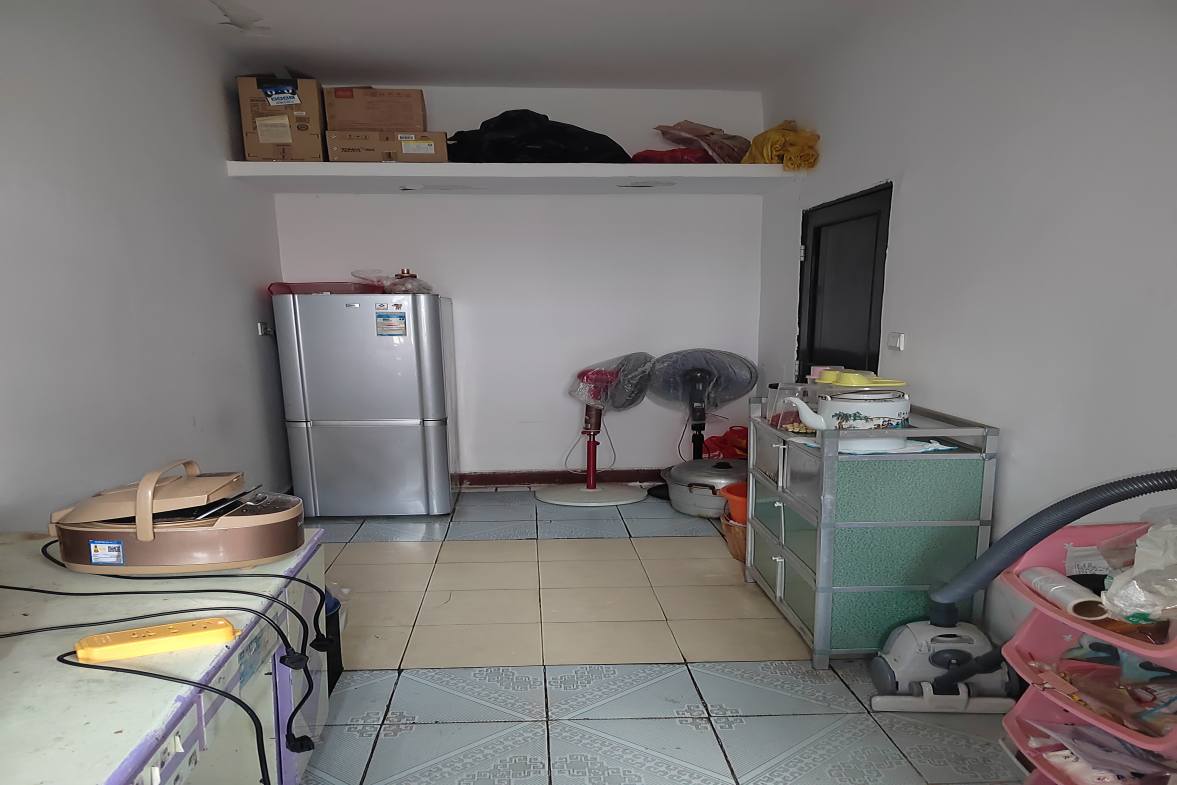 物资局家属楼(童家社区) 2室1厅1卫 1000.0元/月 物资局家属楼(童家社区) 2室1厅1卫 1000.0元/月室内图