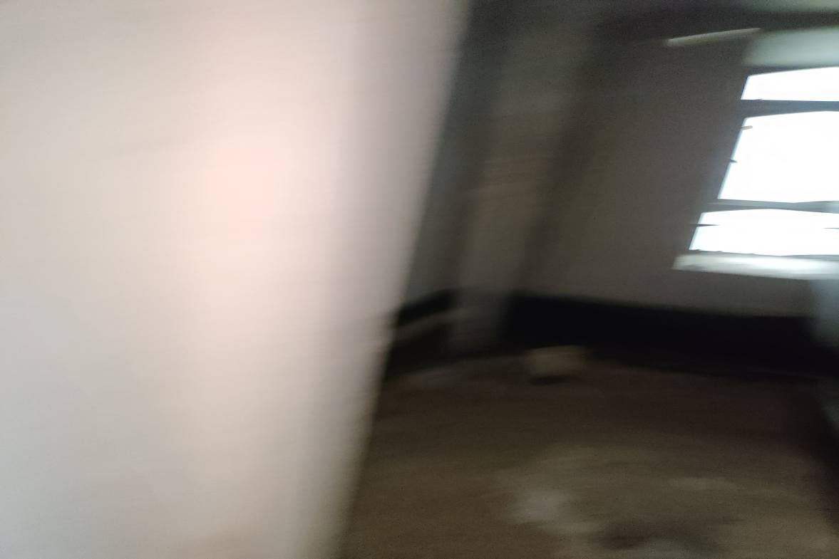 宁邦中心(二期公园里) 4室2厅2卫 87.80万 宁邦中心(二期公园里) 4室2厅2卫 87.80万客厅