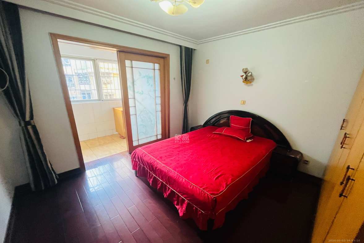 长征花园 3室2厅2卫 2300.0元/月 长征花园 3室2厅2卫 2300.0元/月室内图