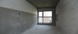国瓷新城  6室2厅2卫   103.00万