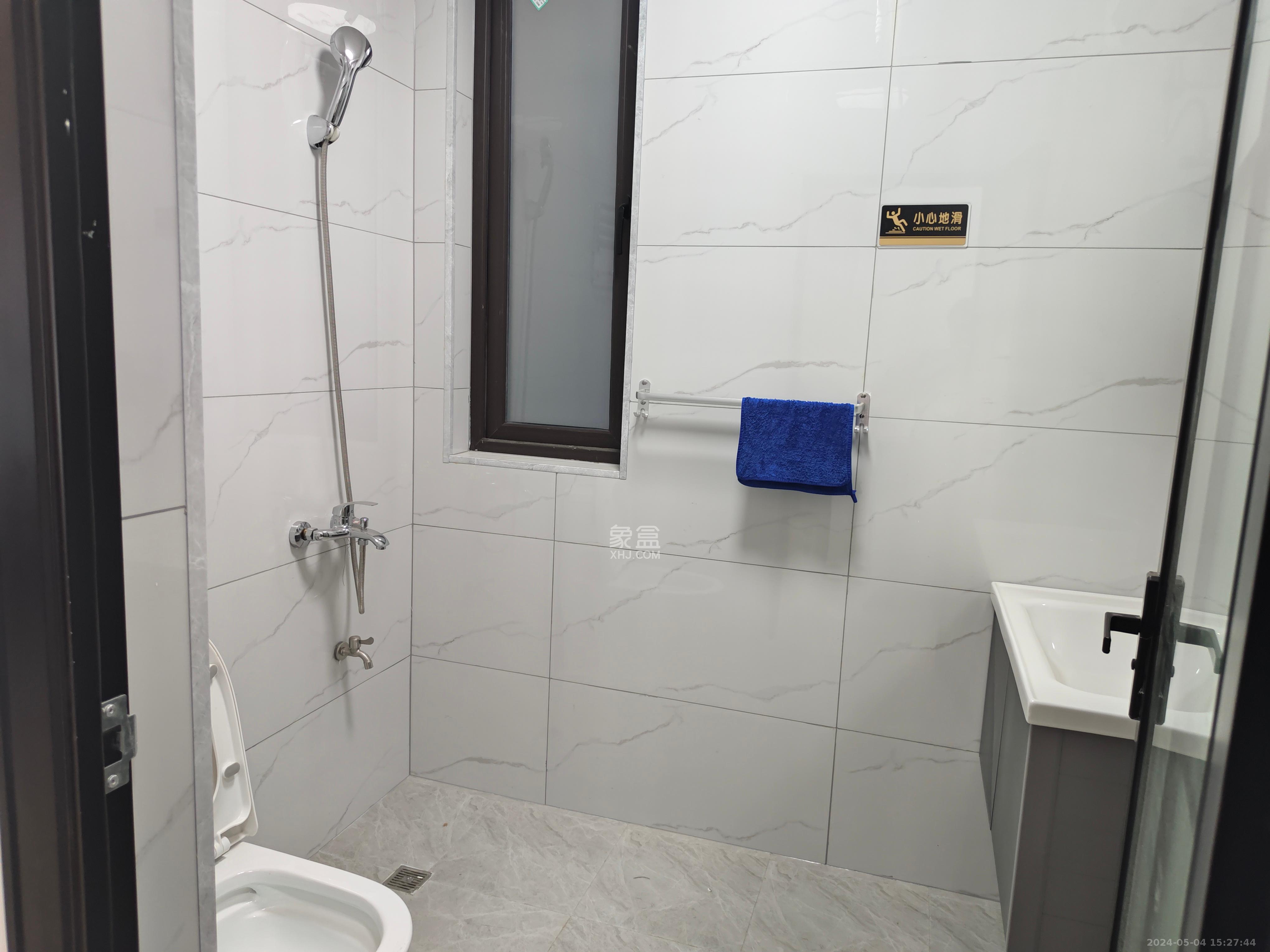 蓝光雍锦半岛   65.0㎡      2200.0元/月室内图