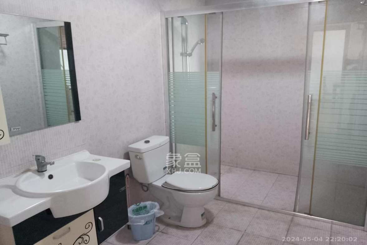 华银天际  3室2厅2卫   2400.00元/月室内图