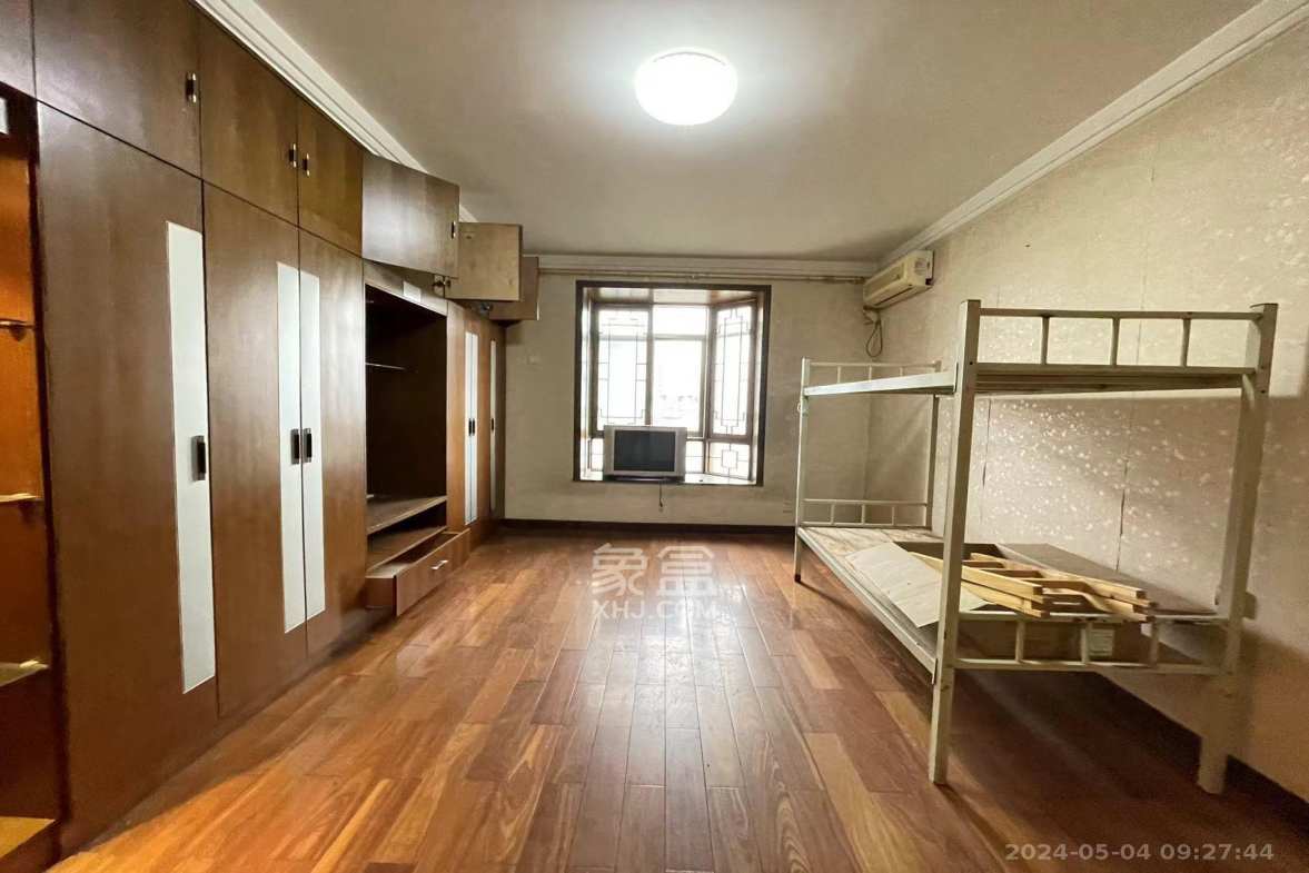 阳光走廊 3室2厅1卫 4000.0元/月 阳光走廊 3室2厅1卫 4000.0元/月室内图