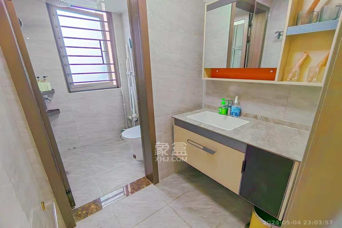 保利中环广场(保利中悦苑)  0室0厅0卫    5000.0元/月 保利中环广场(保利中悦苑)  0室0厅0卫    5000.0元/月室内图