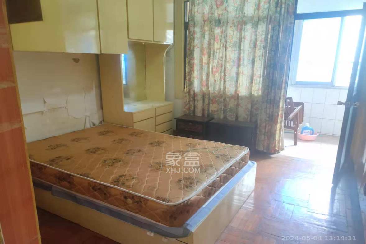 湖南省歌舞剧院宿舍  3室2厅2卫    1800.0元/月室内图