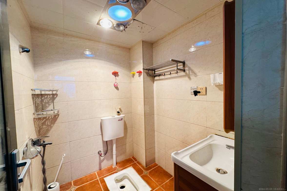 福鑫南郡  1室1厅1卫    1100.0元/月室内图