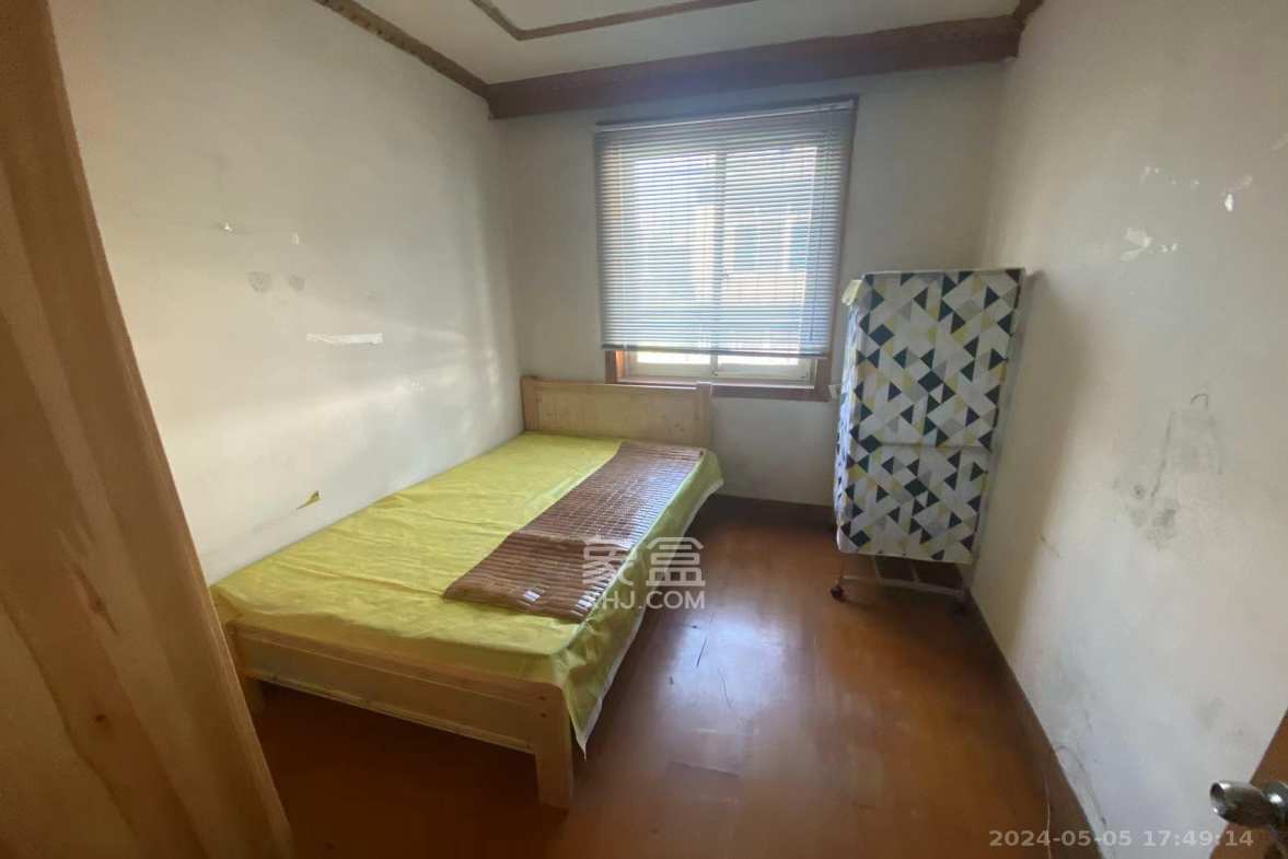肇家（嘉）坪散盘  3室2厅1卫   2200.00元/月室内图